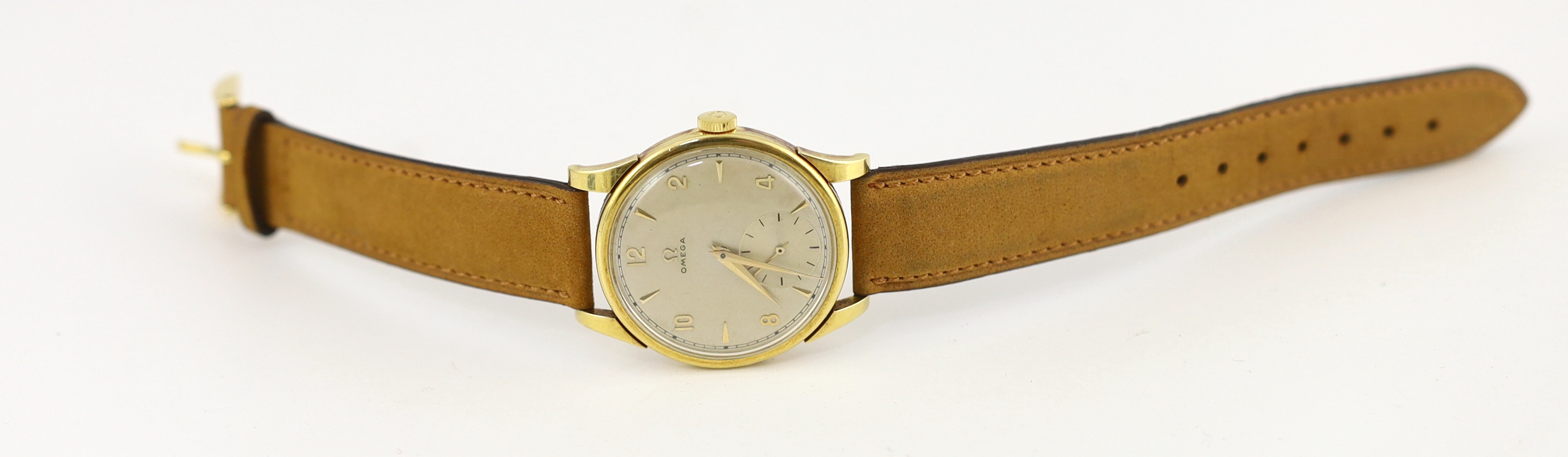 A gentleman's late 1940's 18ct gold Omega manual wind wrist watch